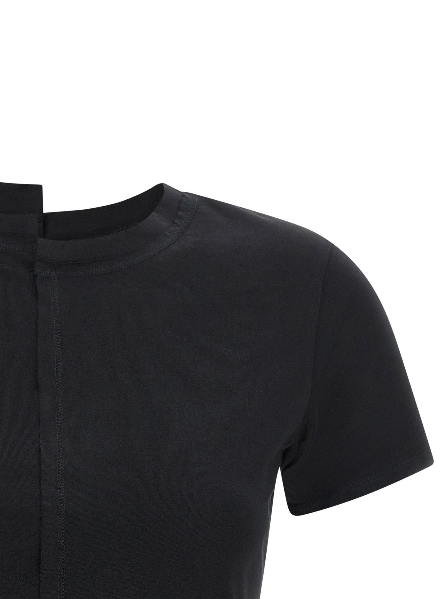 T-Shirt by Y-3 for women in cotton black showcases a unassuming silhouette, artfully detailed with a refined crew split neckline and unassuming for a sophisticated, contemporary look.