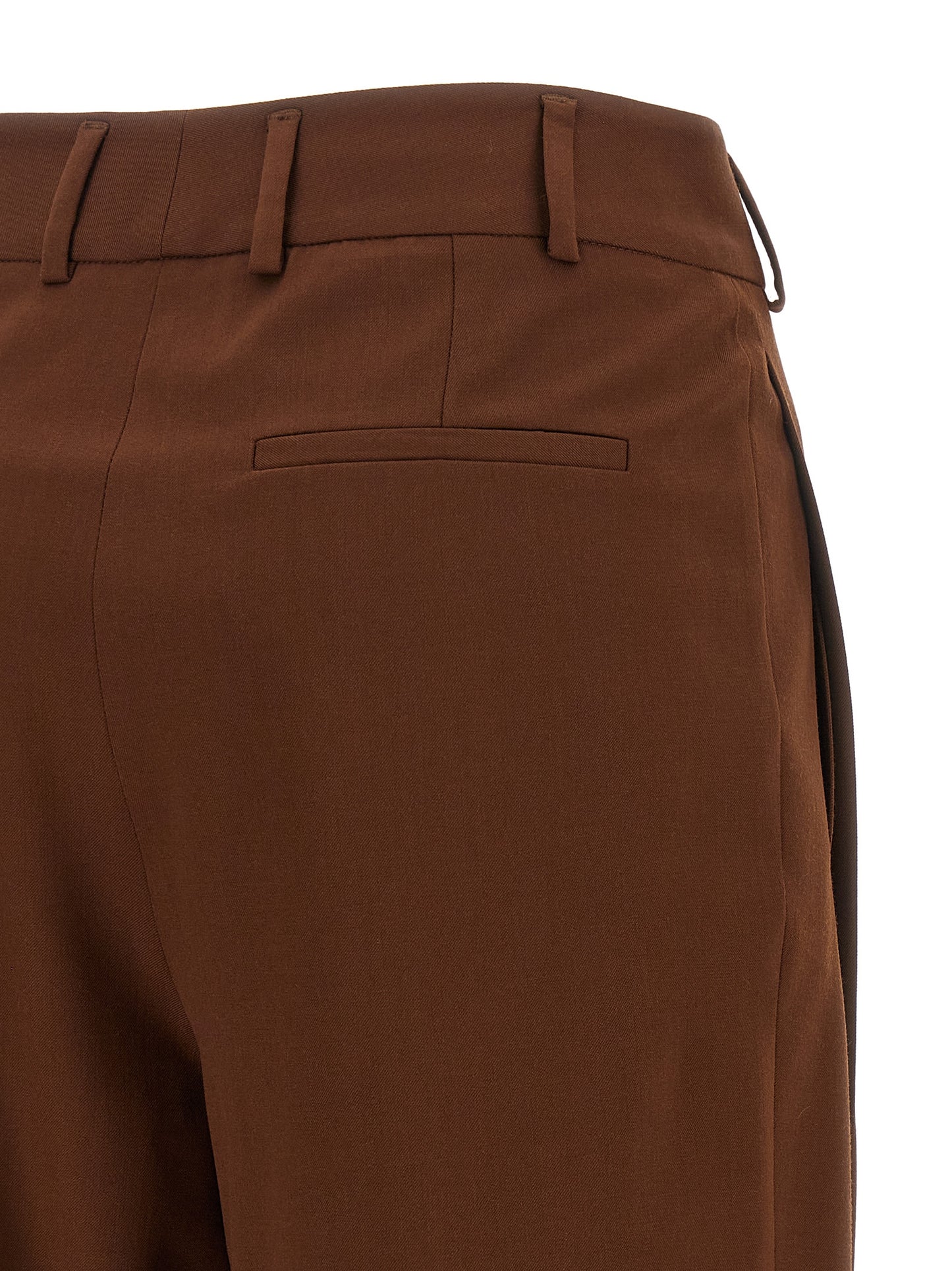 Trousers by Alberto Biani for women in wool brown features a tailored silhouette with a tailored regular-fit, wide & cropped, defined by its cropped and a sophisticated .