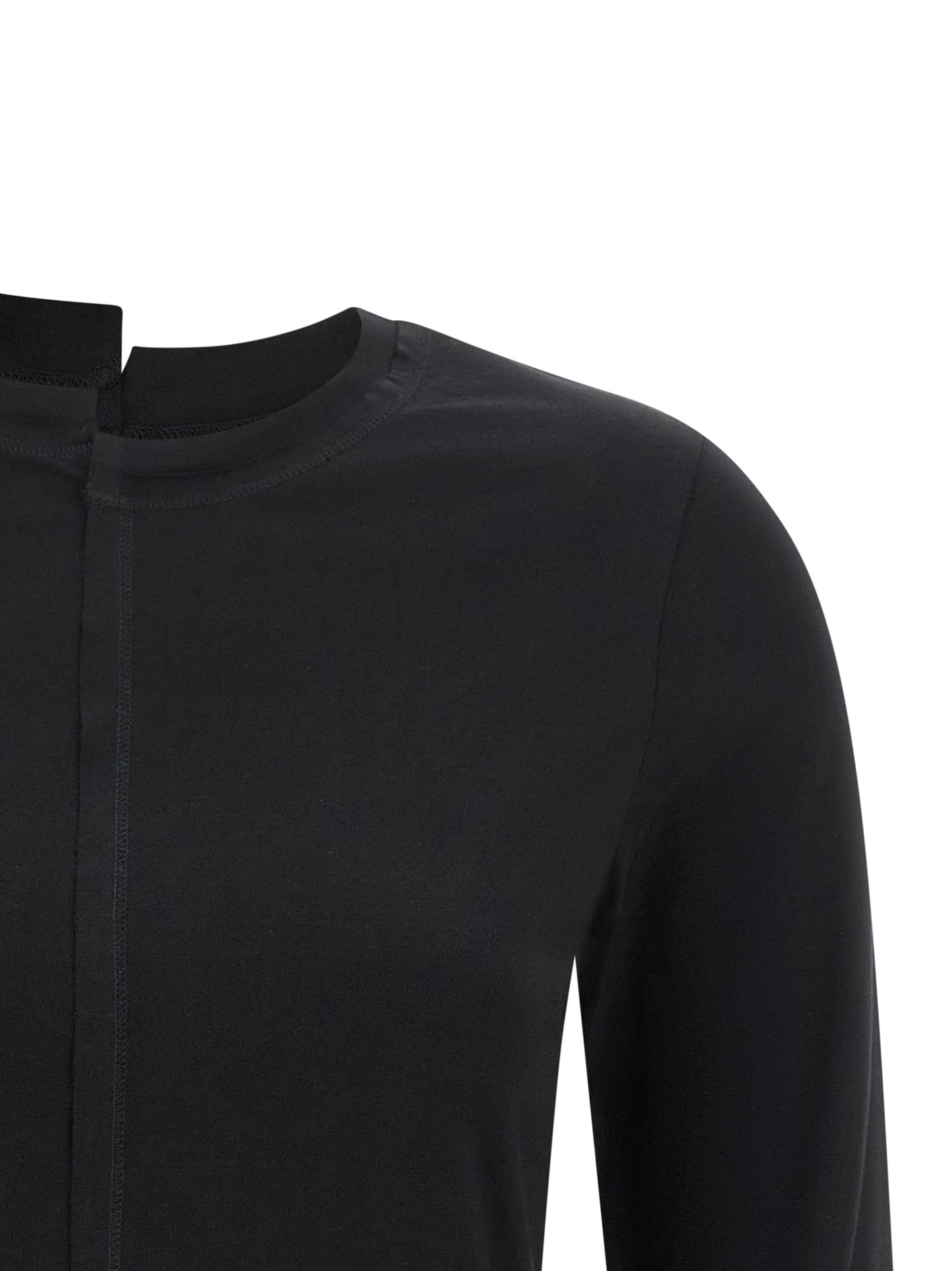 T-Shirt by Y-3 for women in cotton black features an edgy silhouette, meticulously detailed with a sophisticated and split neckline for a truly edgy finish.