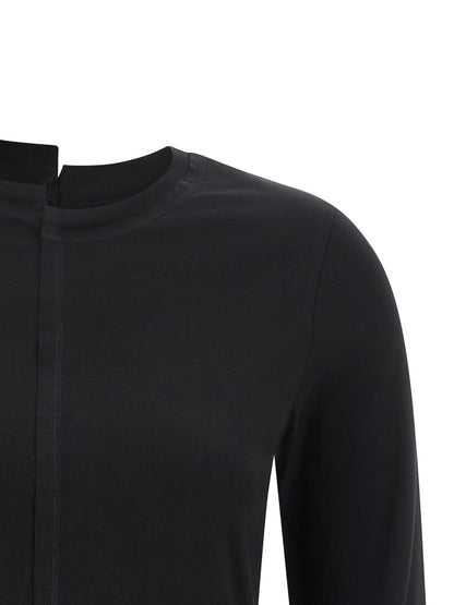 T-Shirt by Y-3 for women in cotton black features an edgy silhouette, meticulously detailed with a sophisticated and split neckline for a truly edgy finish.