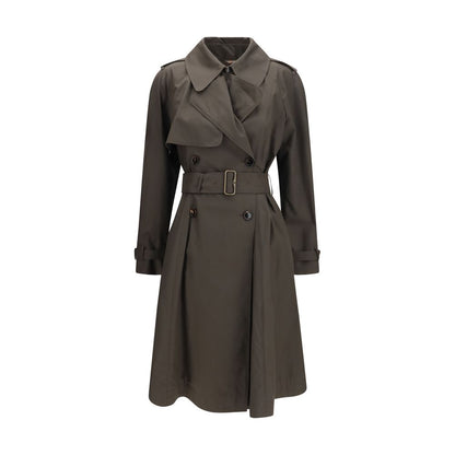 Trench Coat by Burberry for women in cotton and bicolour presents a exquisite silhouette, showcasing a exquisite and functional lightweight for an elevated aesthetic.