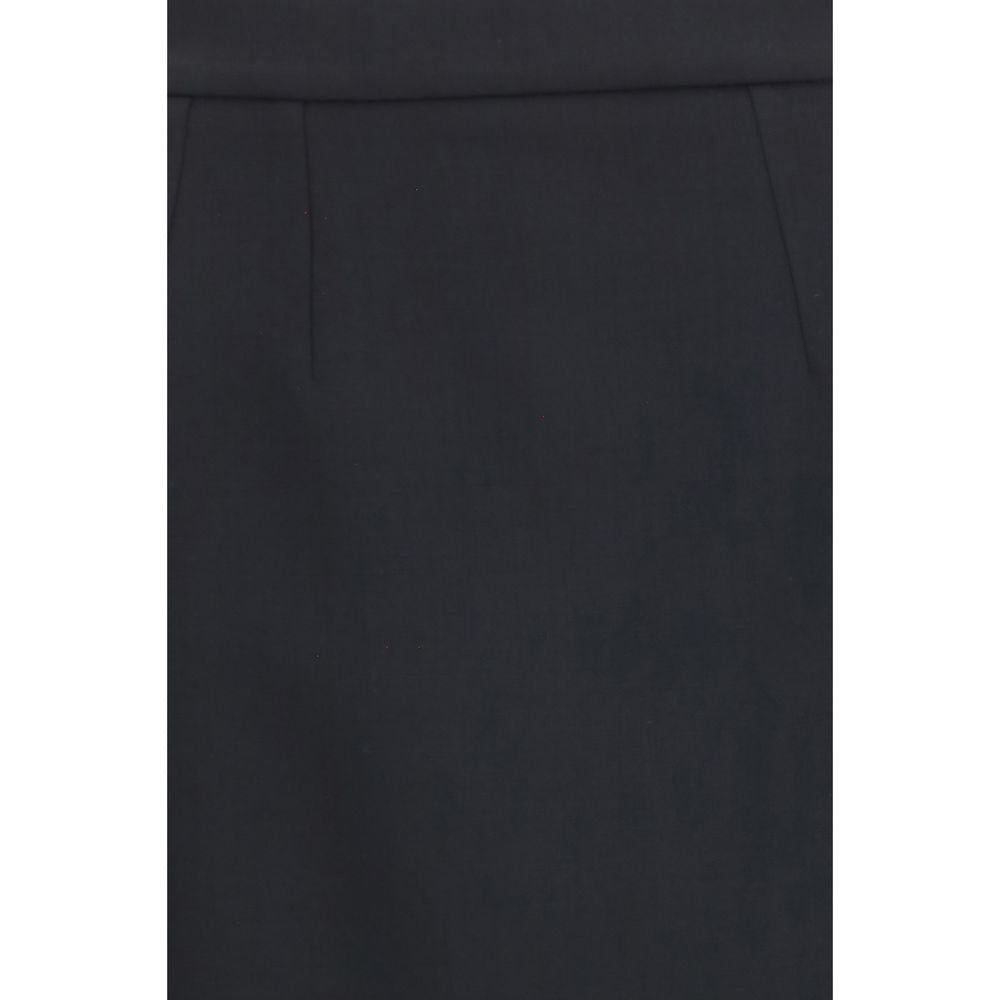 Skirt by Dolce & Gabbana for women in wool black features a sublime silhouette, showcasing the sublime design of the Women's Pencil Straight Wool Long Skirt in a sophisticated long.