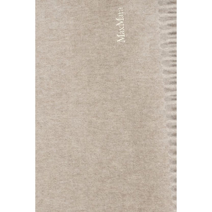 Scarf by Max Mara for women in cashmere & capra leather beige features a snug silhouette, perfectly showcasing the elegant drape and premium finish of the Cashmere & Capra Leather Shawl Fringes Scarf.