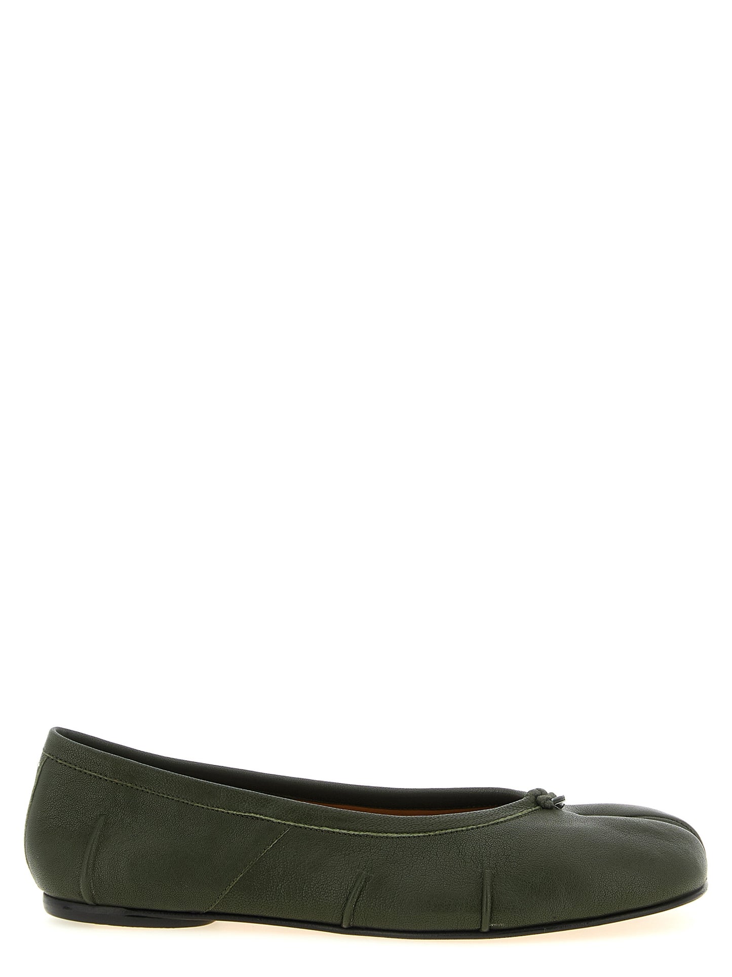 Ballet Flat Shoes by Maison Margiela for women in lambskin leather bicolour, green, olive, white & signature presents a effortless chic silhouette, showcasing the Women's Lambskin Leather Ballet Flat Shoes design with a effortless chic and for a sophisticated look.