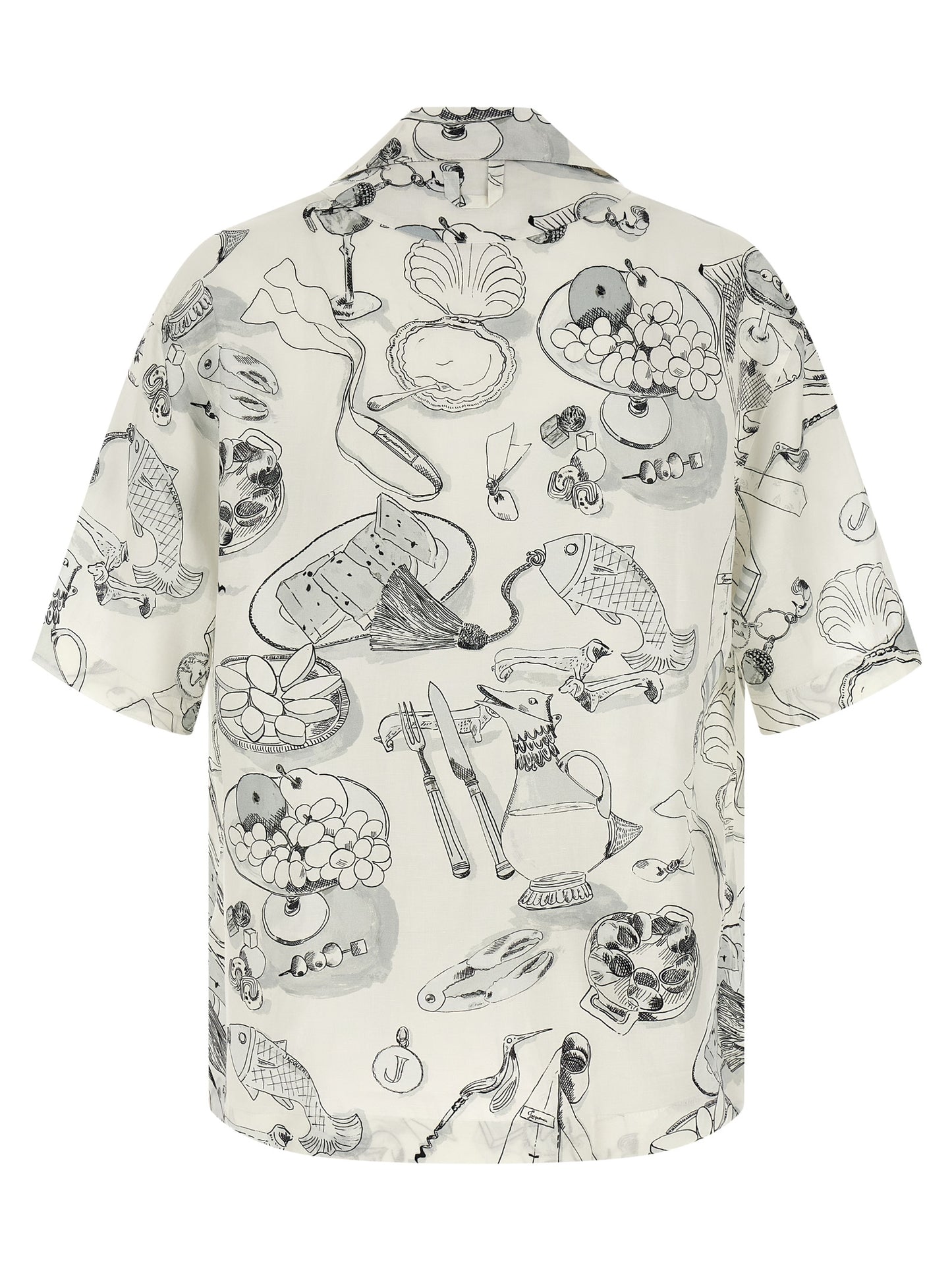 Shirt by Jacquemus for men in linen viscose bicolour, pearl & print showcases a sharp silhouette, elegantly detailed with a sharp and sharp .