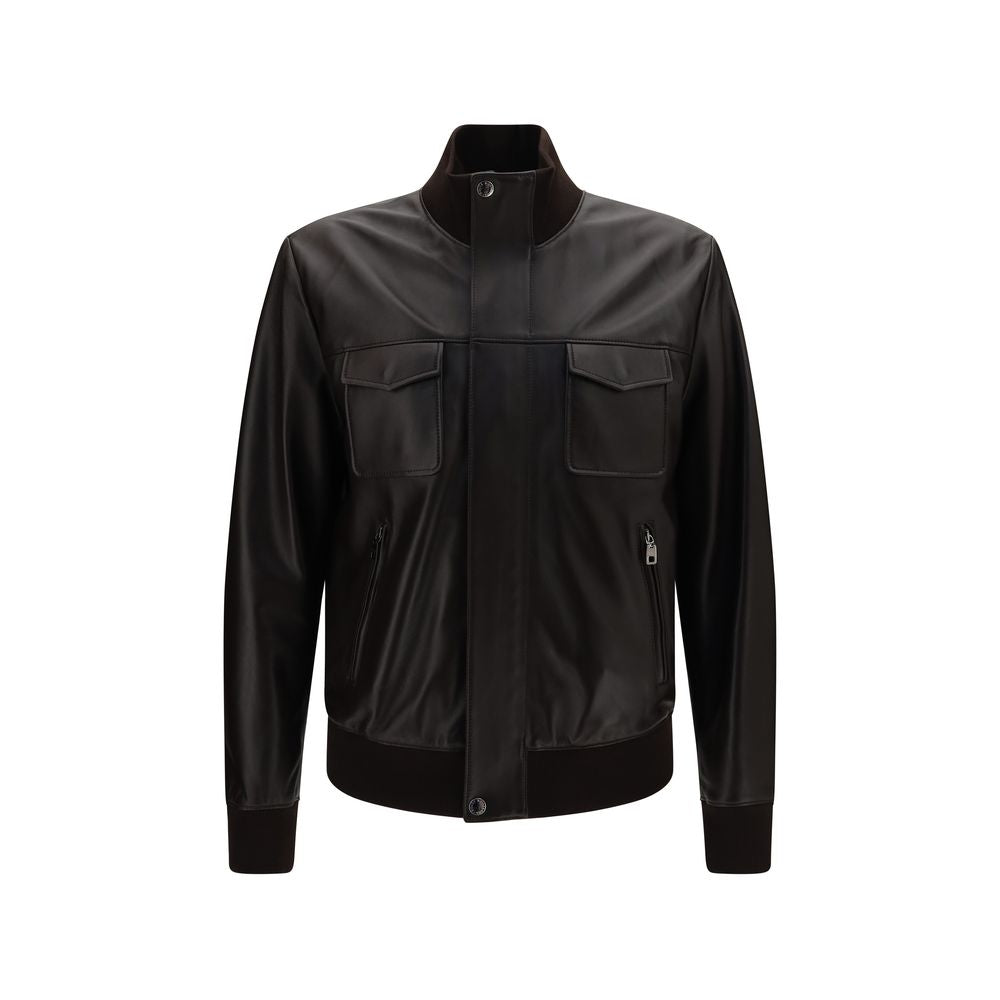 This Bomber Jacket by Dolce & Gabbana for men in lambskin leather brown exhibits a edgy silhouette, meticulously detailed with functional and a edgy for a edgy finish.
