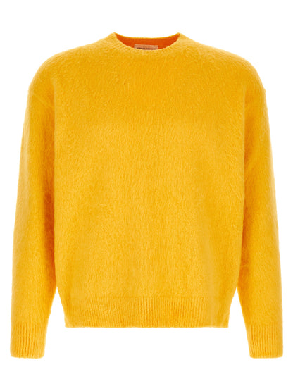 Cardigan by Roberto Collina for men in cotton bicolour & yellow features an impeccable silhouette, showcasing a sophisticated crew neckline and long-sleeve detail for a truly impeccable finish.