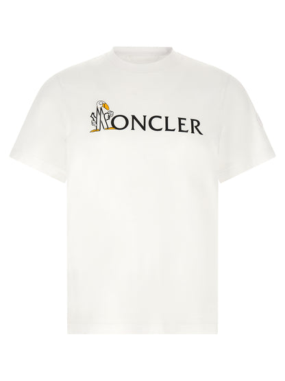 T-Shirt by Moncler for men in cotton felt white & print features an edgy silhouette, meticulously detailed with a sophisticated short-sleeve and crew neckline for a truly edgy finish.