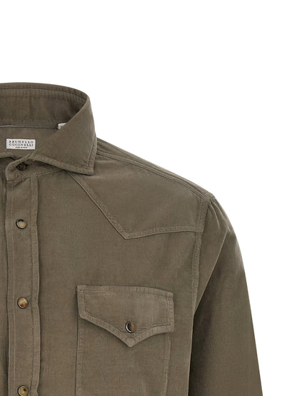 Shirt by Brunello Cucinelli for men in velvet cotton corduroy bicolour, green, horn & olive showcases a sharp silhouette, elegantly detailed with a sharp and sharp .