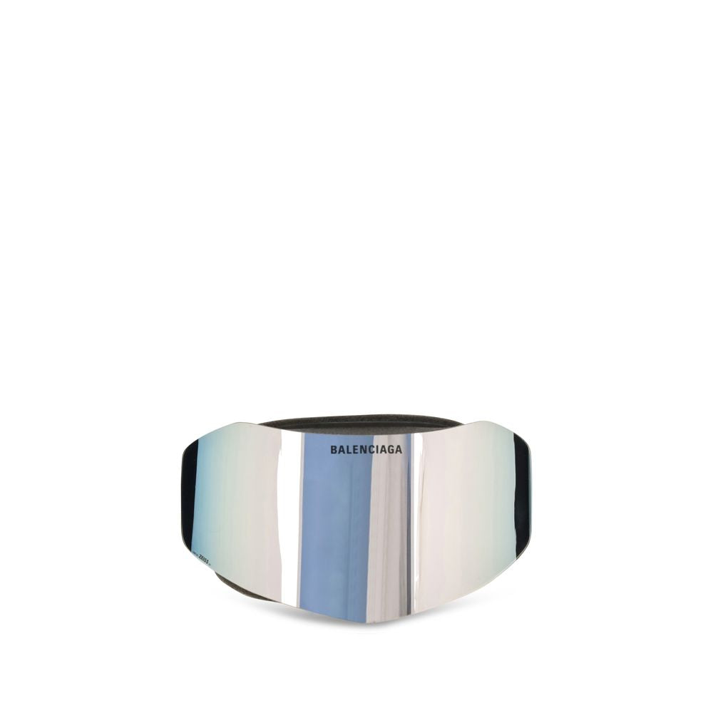 Sunglasses by Balenciaga for men in bos taurus calf leather and silver presents a enviable silhouette, featuring silver coloured frame and with mirrored lens for a enviable look.
