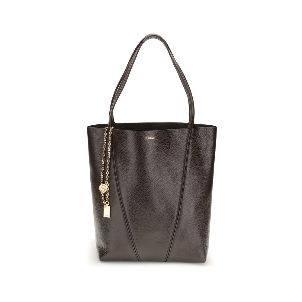 Shoulder Bag by Chloé for women in bos taurus calf grained leather brown & monogram features a effortless sophistication silhouette, secured by a with ample single-compartment and versatile shoulder-strap & handle for a effortless sophistication finish.