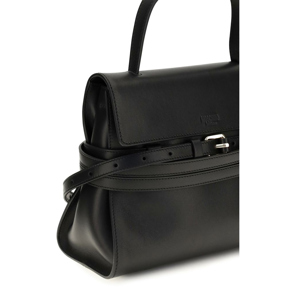Shoulder Flap Bag by Moschino for women in bos taurus calf leather black & gold features a enviable silhouette, showcasing a secure flap & buckle, ample , and enviable shoulder-strap & handle for a enviable finish.