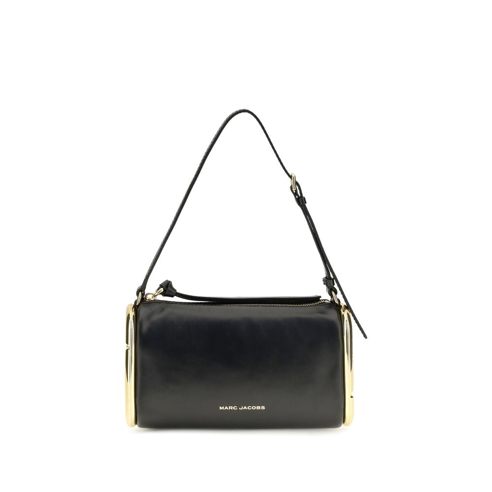 Small Shoulder Bag by Marc Jacobs for women in bos taurus calf leather black showcases a enviable silhouette, artfully detailed with a secure zipper, organized , and versatile shoulder-strap & adjustable-strap for a enviable look.