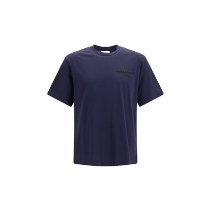 T-Shirt by Ferragamo for men in organic cotton blue showcases a chic silhouette, artfully detailed with a chic crew neckline and short-sleeve for a chic finish.