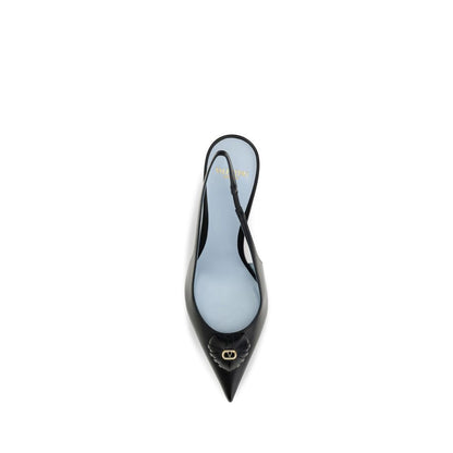 High-Heel Slingback Pumps Heels by Valentino Garavani for women in bos taurus calf leather and black, gold & signature showcases a effortlessly elegant silhouette as Heart V Logo Women's Bos Taurus Calf Leather High-Heel Slingback Pumps Heels, featuring a effortlessly elegant high-heel and a effortlessly elegant for an elegant look.
