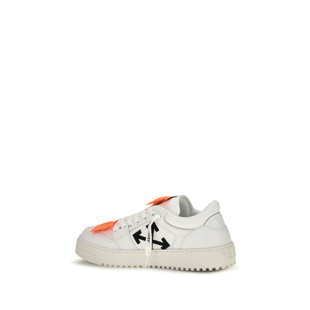 Sneakers by Off-White for men in bos taurus calf leather black & white features an timeless silhouette from the Men's Low Top Bos Taurus Calf Leather Sneakers collection, showcasing a signature low-top style with an timeless finish.