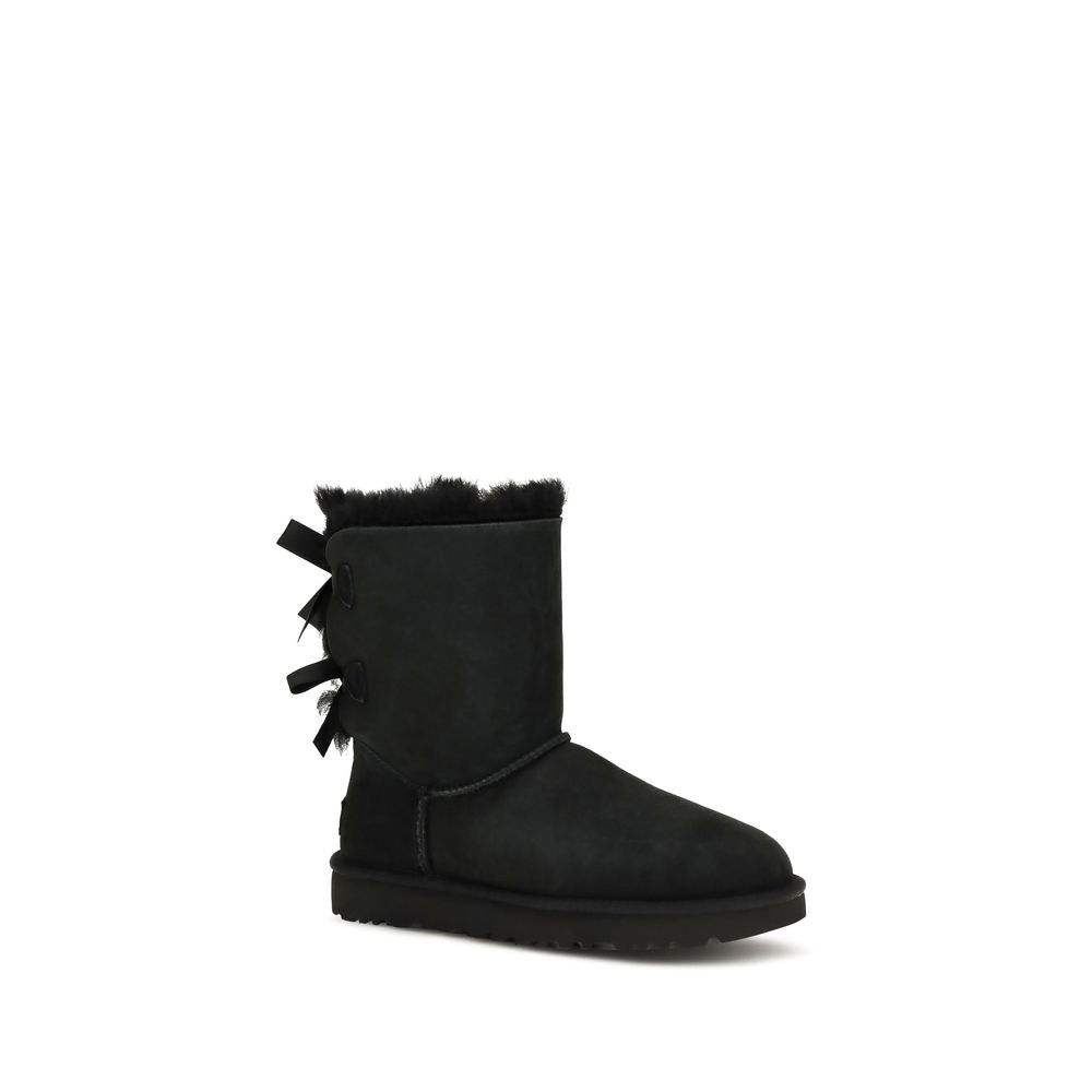 Boots by UGG for women in bos taurus suede calf leather & nylon black showcases a impeccable silhouette as Women's Bos Taurus Suede Calf Leather & Nylon Boots, artfully defined by a impeccable and a impeccable .
