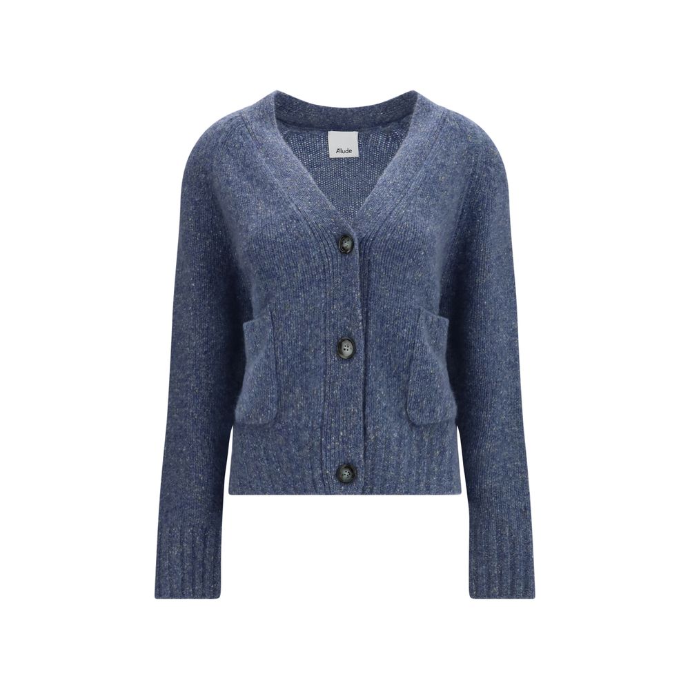 Cardigan by Allude for women in cashmere & capra leather blue features an impeccable silhouette, showcasing a sophisticated v-neck neckline and detail for a truly impeccable finish.