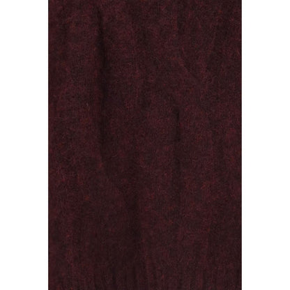 Sweater by Allude for women in cashmere silk & capra leather purple showcases a discreet silhouette, finished with a discreet and for a discreet look.