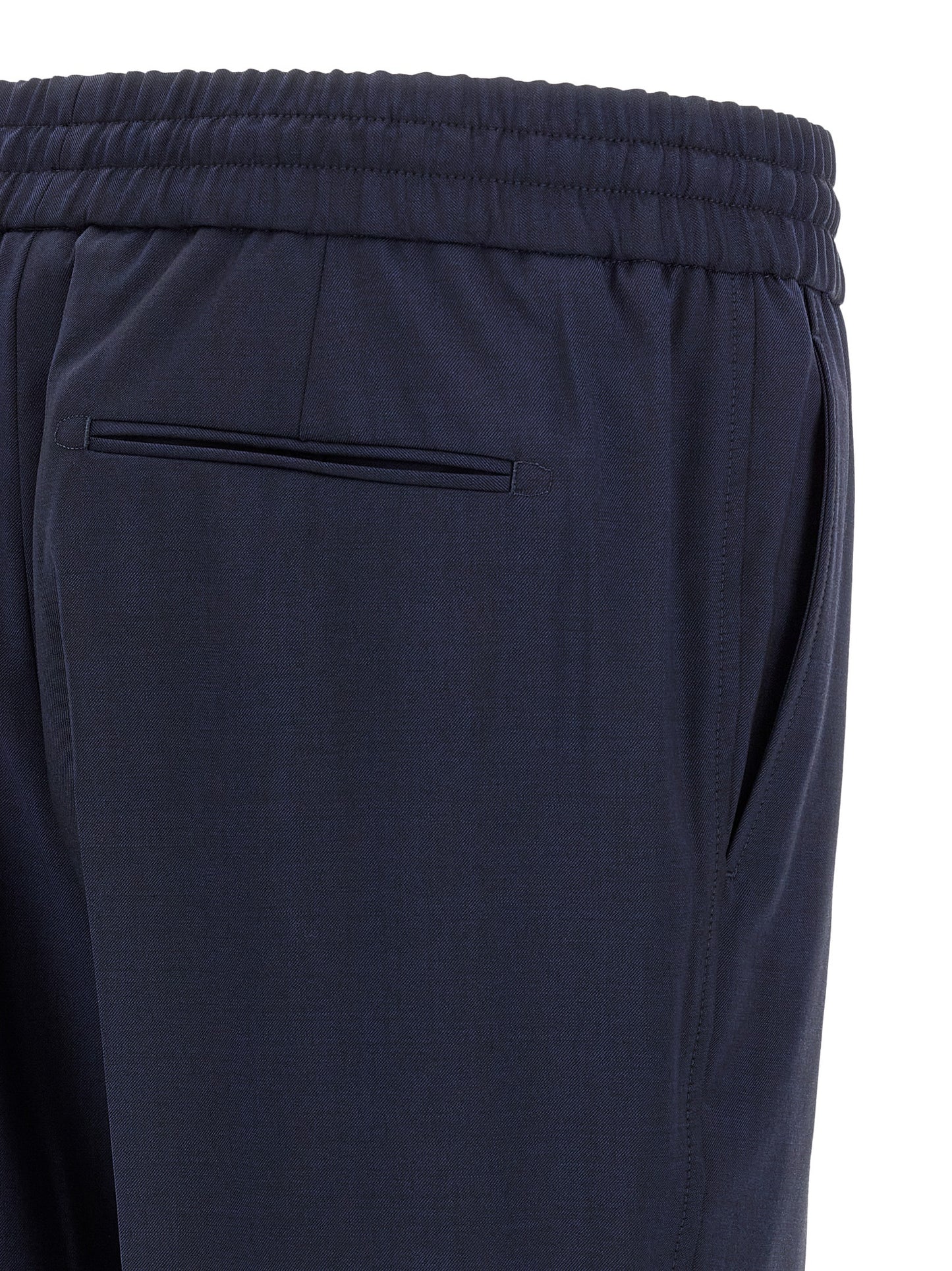 Trousers by Brioni for men in wool navy presents a perennial silhouette, meticulously tailored with a straight-leg cut, long finish, and an elegant .