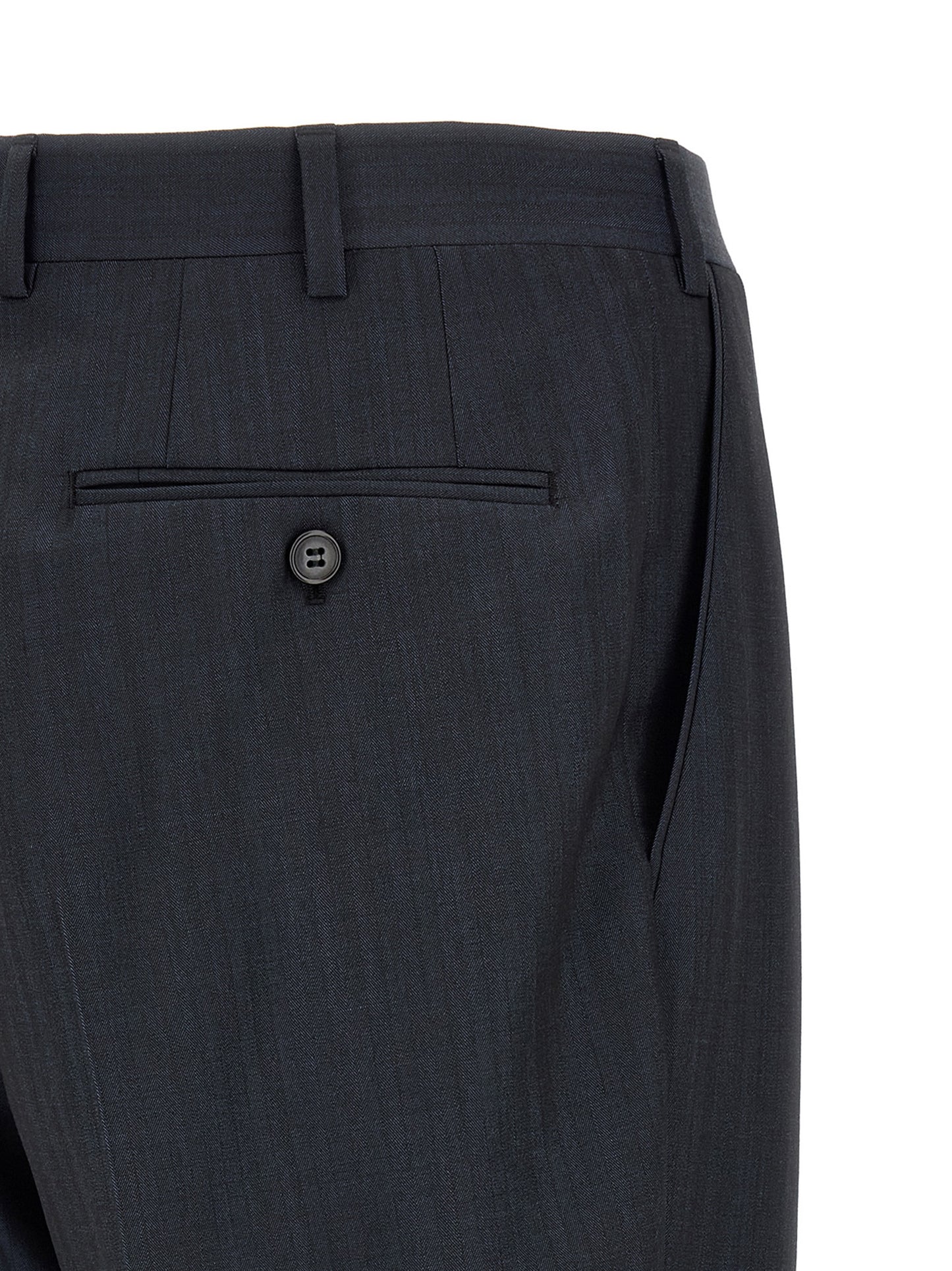 Pant Suit by Brioni for men in wool navy presents a sharp silhouette, artfully finished with a sharp and a sophisticated straight for a truly sharp look.