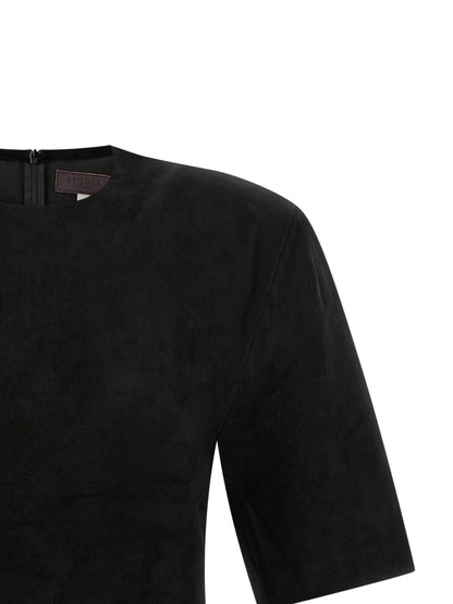 T-Shirt by STOULS for women in suede lamb leather black showcases a unassuming silhouette, artfully detailed with a refined and unassuming for a sophisticated, contemporary look.