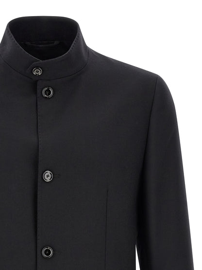 Blazer by Lardini for men in virgin wool black features an sartorial silhouette, showcasing a sophisticated split neckline and sartorial for a truly sartorial finish.