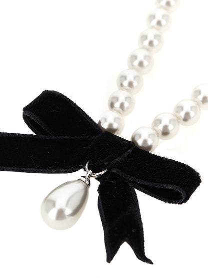 Necklace by Self-Portrait for women in denim cotton bicolour, black, pearl & silver features an lustrous silhouette, showcasing the lustrous [Neckline design] and Women's Silver Brass & Pearls Necklace for a sophisticated, premium look.