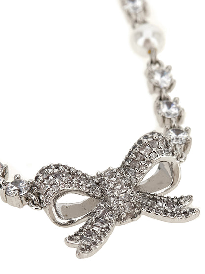 Necklace by Self-Portrait for women in virgin wool pearl, silver & patterned showcases a dynamic silhouette, artfully highlighting the chain necklace design from the Women's Silver Brass Pearls & Crystal Necklace collection for a dynamic aesthetic.