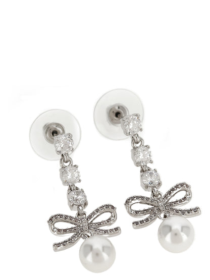 Earrings by Self-Portrait for women in suede lamb leather pearl, silver, white & patterned presents a curated silhouette, artfully showcasing the curated drop teardrop and refined aesthetic of the Women's Drop Teardrop Silver Brass Pearls & Crystal Earrings.