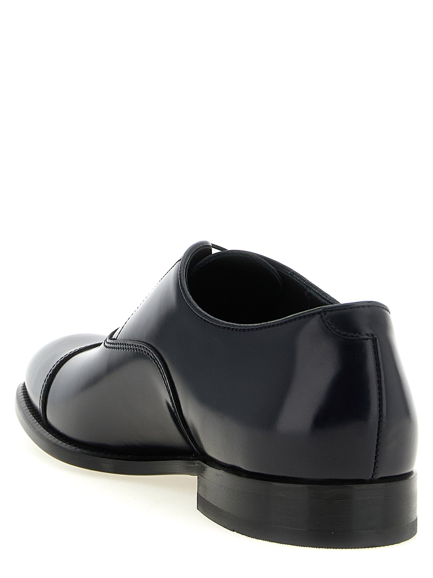 This Low-Heel Oxford Lace-Up Shoes by Doucal's for men in calfskin & lamb leather black features an exquisite silhouette from the Blake Men's Calfskin & Lamb Leather Low-Heel Oxford Lace-Up Shoes collection, defined by a sophisticated low-heel and elegant .