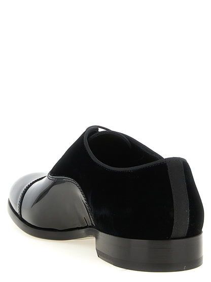 Oxford Lace-Up Shoes by Doucal's for men in patent lamb leather black & yellow showcases a timeless silhouette from the Play Men's Patent Lamb Leather Oxford Lace-Up Shoes collection, featuring a timeless and for a timeless finish.