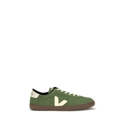 Sneakers by Veja for men in bos taurus calf suede leather bicolour features an fashionable silhouette, showcasing the premium Men's Fashion Bos Taurus Calf Suede Leather Sneakers in a fashionable fashion style that offers a fashionable finish for refined style.