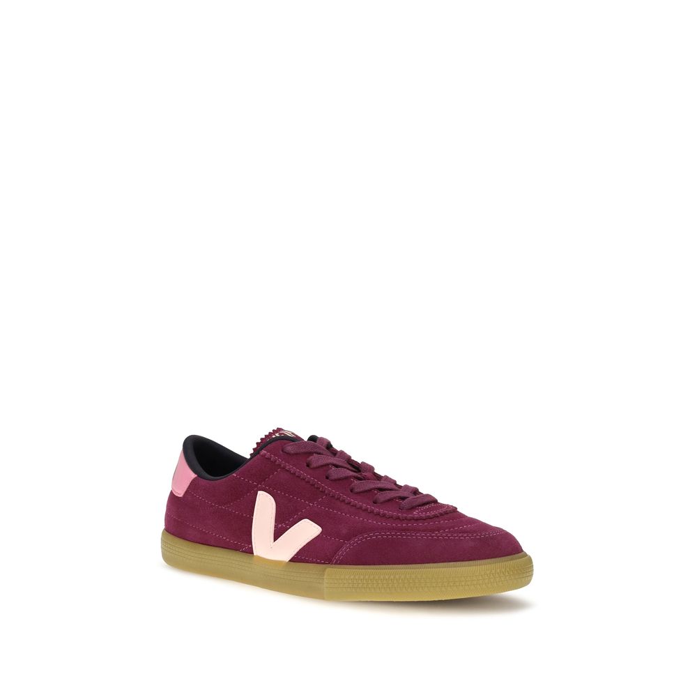 Sneakers by Veja for women in suede leather purple presents a impeccable silhouette as Women's Fashion Suede Leather Sneakers, expertly defined by a impeccable fashion style for a impeccable, high-fashion look.