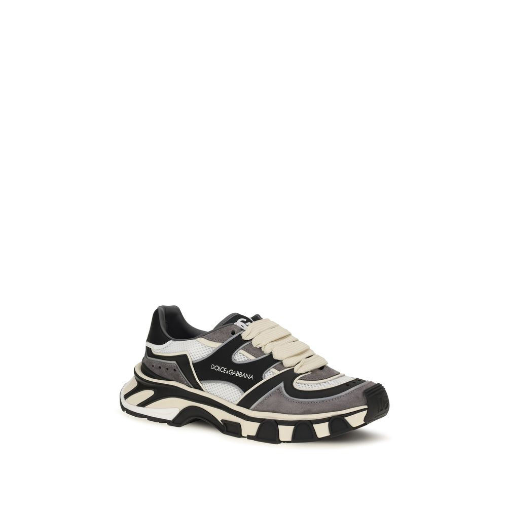 Sneakers by Dolce & Gabbana for men in polyester & bos taurus calf leather gray features an timeless silhouette from the Men's Chunky Polyester & Bos Taurus Calf Leather Sneakers collection, showcasing a signature chunky style with an timeless finish.