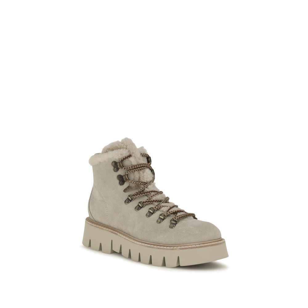Lace-Up Ankle Boots by Pedro García for women in bost taurus calf leather & fur beige showcases a ergonomic silhouette from the Women's Bost Taurus Calf Leather & Fur Lace-Up Ankle Boots collection, featuring a ergonomic and a ergonomic round toe style.