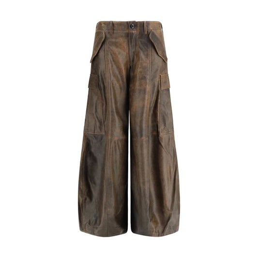 Cargo Pants by R13 for women in leather brown features an stylish regular-fit & wide with a long and , expertly finished with stylish utility detailing.
