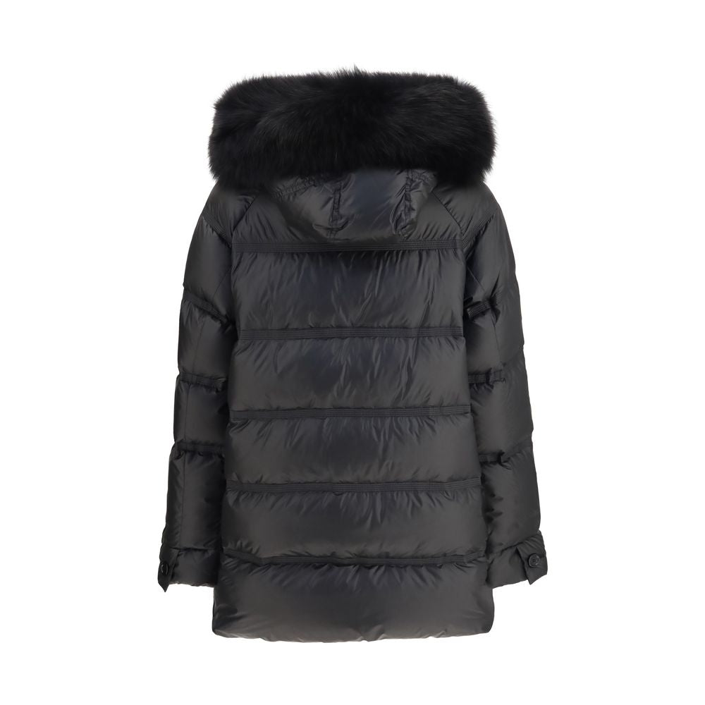 Hooded Overcoat by Peuterey for women in polyester goose-down & fox fur black showcases a architectural silhouette, artfully detailed with a distinctive hooded neckline and functional pockets, hooded & insulated for a architectural finish.