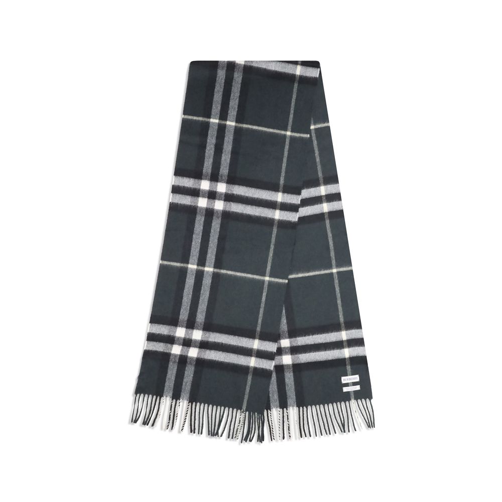 Scarf by Burberry for men in cashmere & capra leather bicolour features a snug silhouette, perfectly showcasing the elegant drape and premium finish of the Cashmere & Capra Leather Shawl Scarf.
