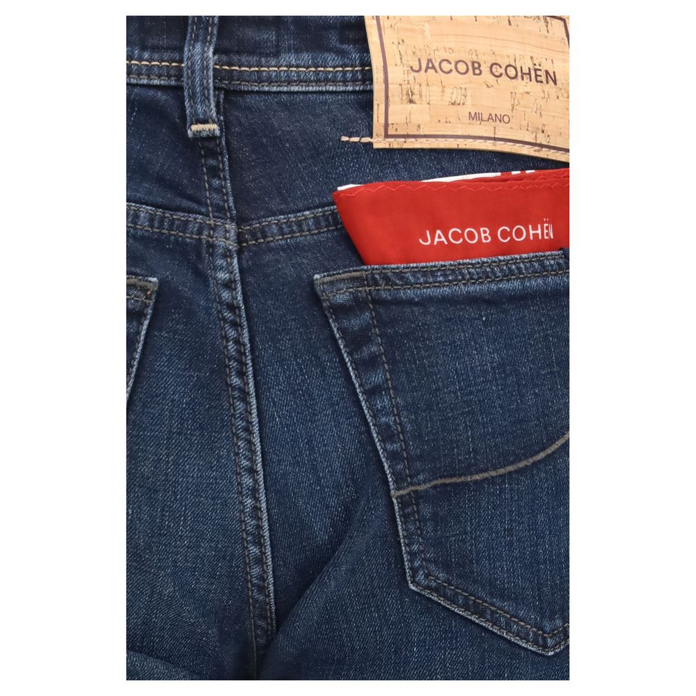 Jeans by Jacob Cohen for men in denim cotton & alcantara dark-blue & striped features an refined tailoring silhouette, showcasing a premium tapered-leg, regular-fit & slim with a mid rise and long cut for a refined tailoring look.