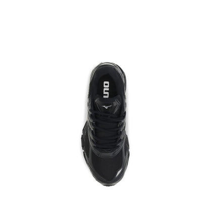 Athletic Sneakers by MIZUNO for men in carbon fabric black features an exquisite silhouette, showcasing the premium athletic style of the Men's Athletic Carbon Fabric Sneakers with an exquisite finish.