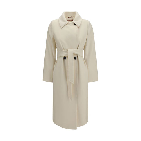 Overcoat by Max Mara for women in wool white, jacquard & monogram presents a luxurious silhouette, showcasing a luxurious double-breasted shirt-collar neckline and sophisticated pockets for a premium, luxurious look.
