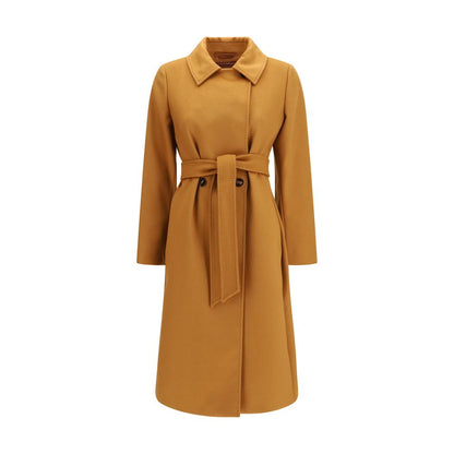 Overcoat by Max Mara for women in wool beige, jacquard & monogram features an voluminous silhouette, showcasing distinct pockets and a voluminous double-breasted shirt-collar neckline for a truly voluminous aesthetic.