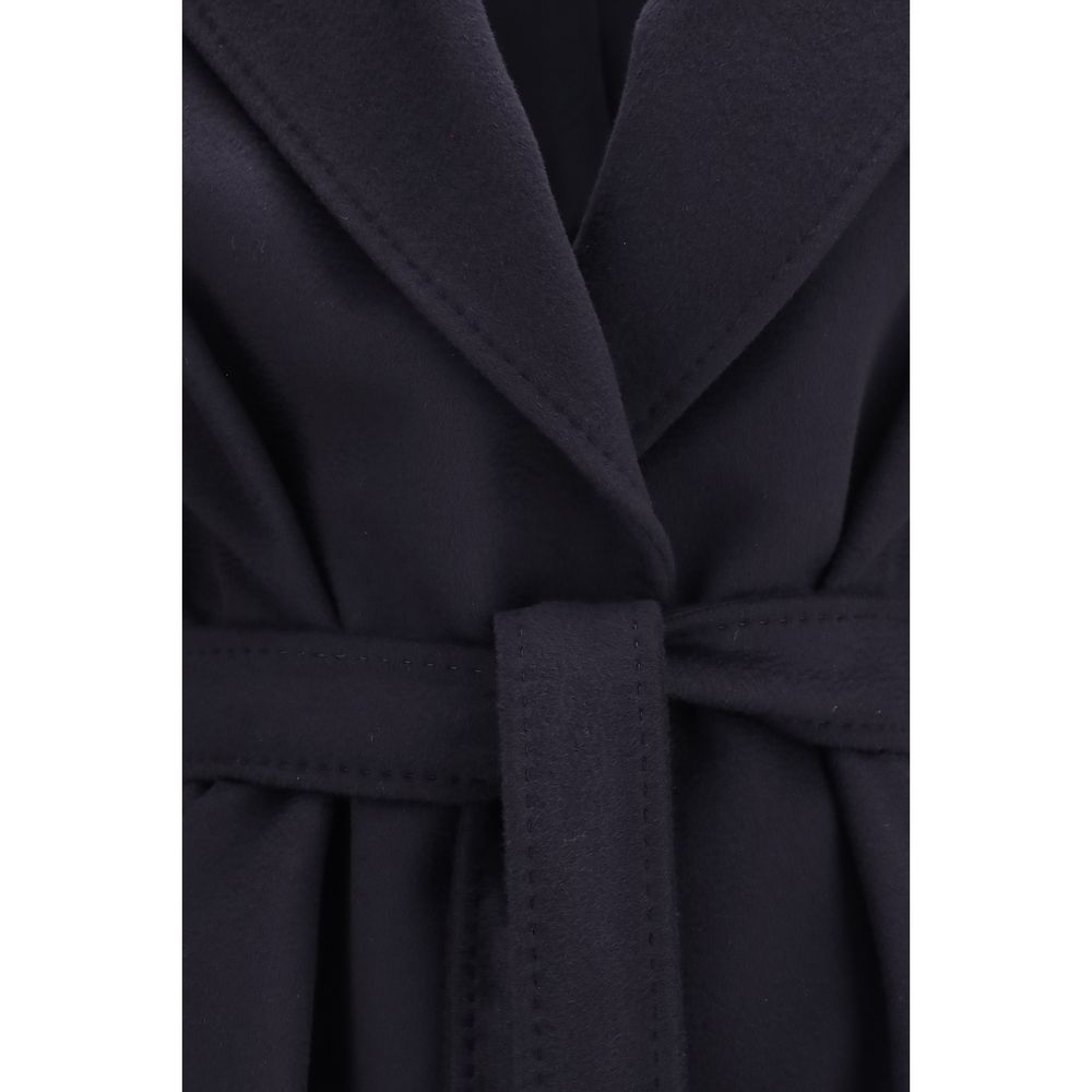 Overcoat by Max Mara for women in wool blue features a contemporary silhouette showcasing a contemporary and refined pockets for a sophisticated finish.