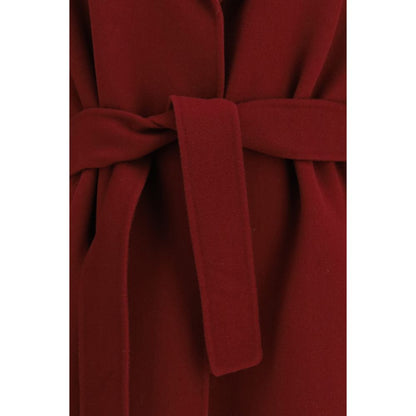Overcoat by S Max Mara for women in virgin wool bordeaux features an voluminous silhouette, showcasing distinct pockets and a voluminous for a truly voluminous aesthetic.