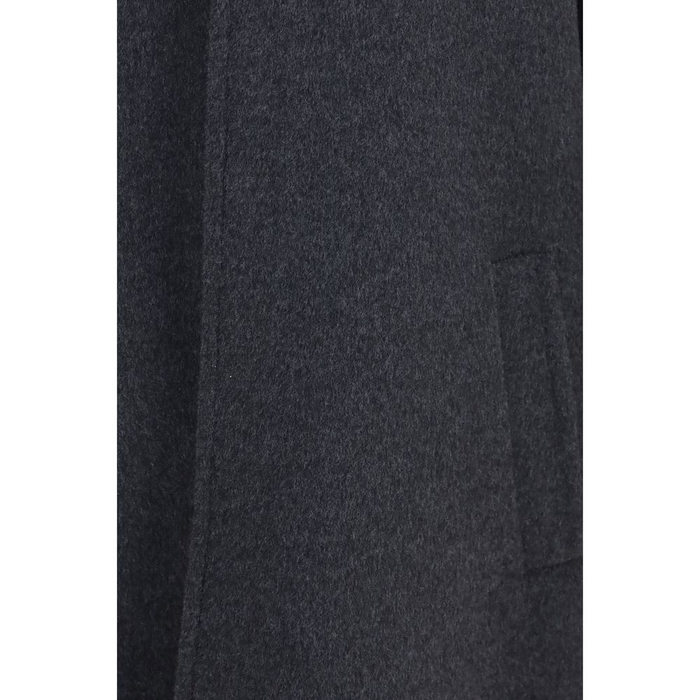 Overcoat by Valentino Garavani for men in wool & silk gray features a cosy chic silhouette, artfully detailed with a sophisticated and premium pockets for a cosy chic finish.
