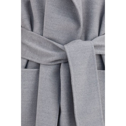 Overcoat by Fabiana Filippi for women in merino wool gray features an satoral silhouette, showcasing a sophisticated and satoral pockets for a premium, timeless look.