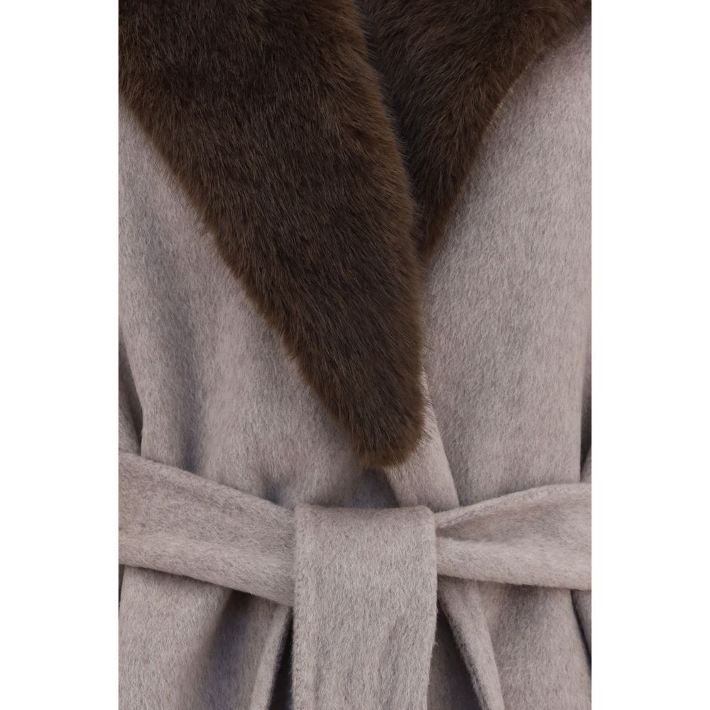 Overcoat by P.A.R.O.S.H. for women in merino wool calf leather & fur beige presents a luxurious silhouette, showcasing a luxurious v-neck neckline and sophisticated pockets for a premium, luxurious look.