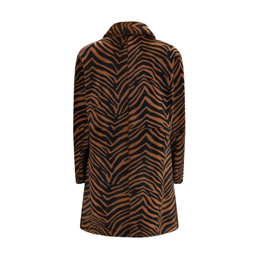 Overcoat by P.A.R.O.S.H. for women in leather multicolor, leopard-print & print showcases a architectural silhouette, artfully detailed with a distinctive and functional pockets for a architectural finish.