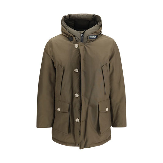Parka by Woolrich for men in polyamide cotton duck & goose down bicolour features a stylish silhouette, meticulously detailed with a sophisticated hooded high-collar neckline and functional pockets, hooded & insulated for a stylish finish.